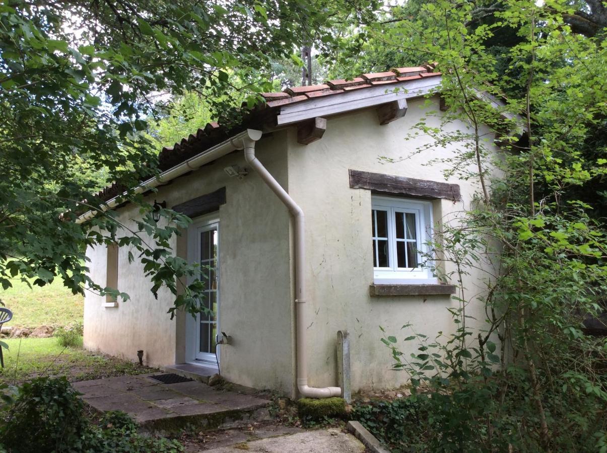 Les Rocailles De La Reine Bed & Breakfast Lamonzie-Montastruc Exterior photo